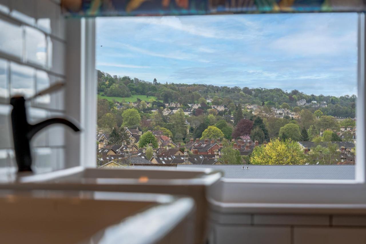 Luxurious Grand 6 Bedroom Home In Bath - Perfect For Groups & Sleeps 12! 外观 照片