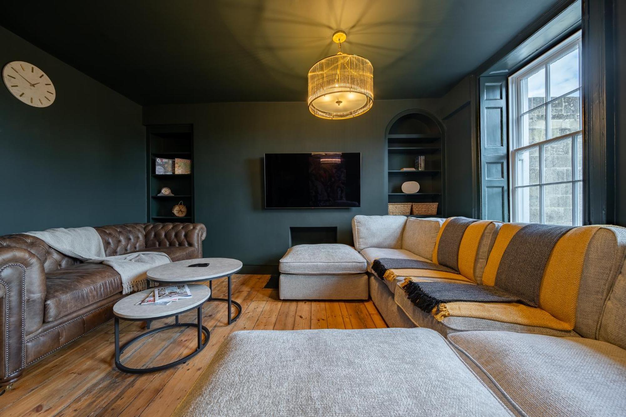 Luxurious Grand 6 Bedroom Home In Bath - Perfect For Groups & Sleeps 12! 外观 照片