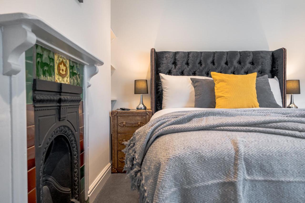 Luxurious Grand 6 Bedroom Home In Bath - Perfect For Groups & Sleeps 12! 外观 照片