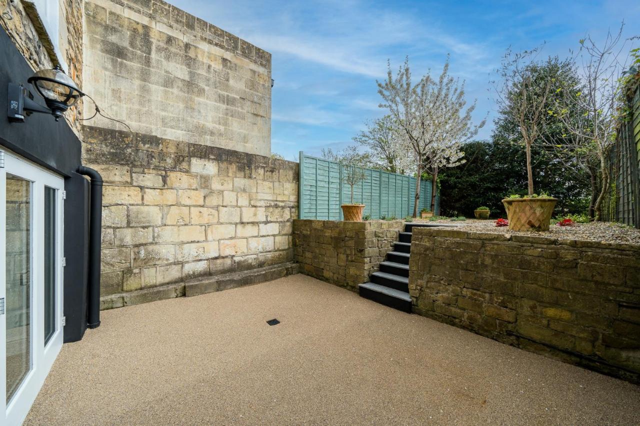 Luxurious Grand 6 Bedroom Home In Bath - Perfect For Groups & Sleeps 12! 外观 照片